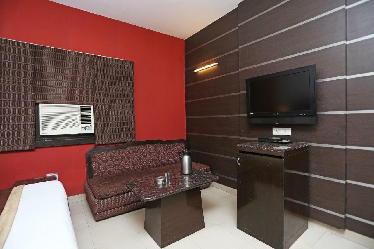 Oyo 13541 Otani Hotel Dillí Exteriér fotografie
